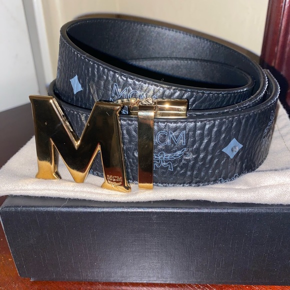Black and gold MCM Belt - Picture 4 of 4
